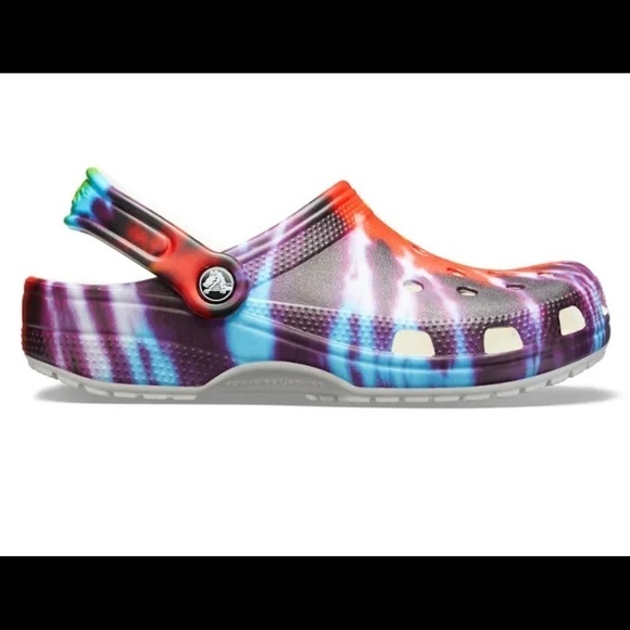 Crocs CLASSIC TIE-DYE GRAPHIC CLOG - Picture 1 of 6